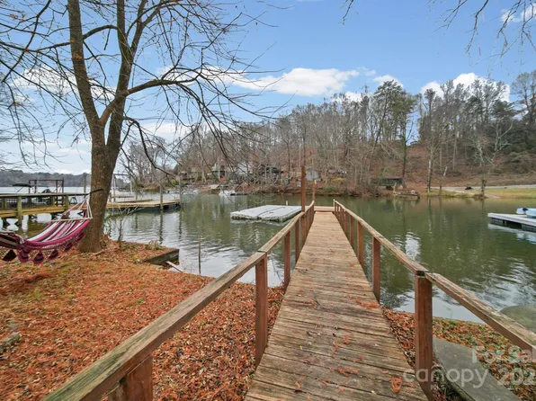 4327 Son Lawing Dr, Claremont, NC 28610