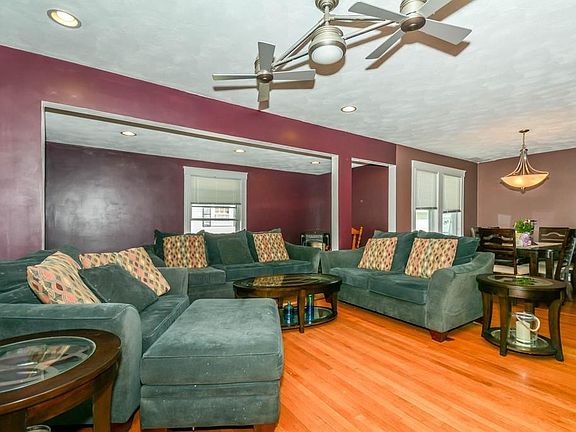 4th image of 63 Fernwood Ave