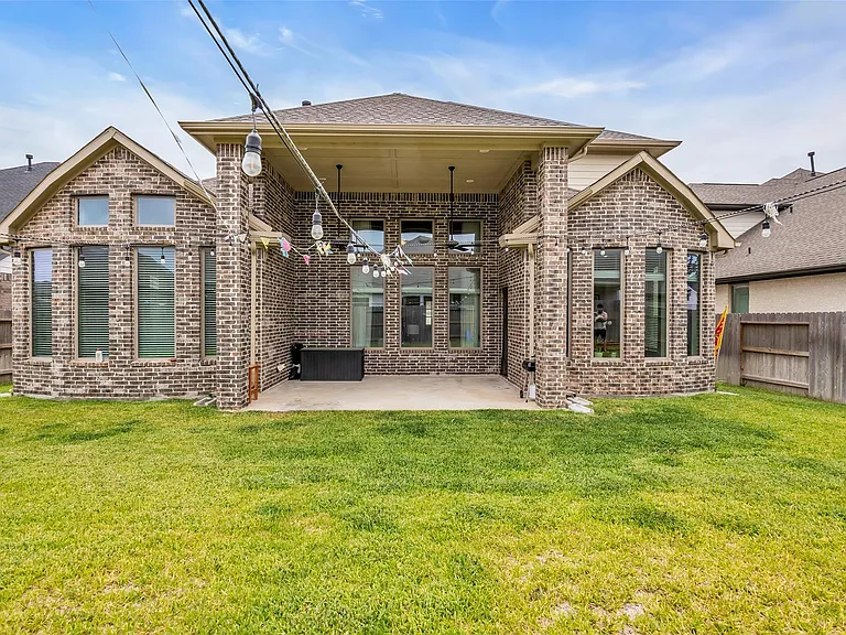 32117 Magnolia River Trl — Photo 32