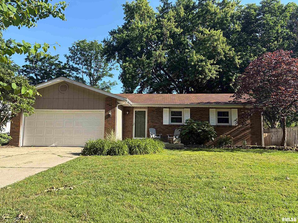 1st image of 612 Hackberry Rd