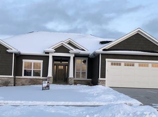 6700 Wexford Way NE, Cedar Rapids, IA 52411