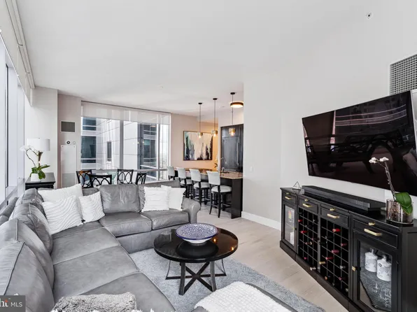 1414 S Penn Sq Unit 36A, Philadelphia, PA 19102