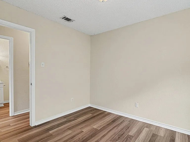 1815 Lipscomb St — Photo 17