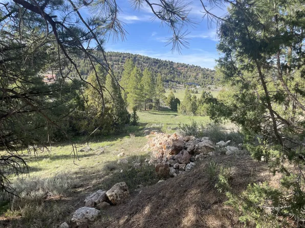 2820 N Dead Horse Loop, Alton, UT 84710