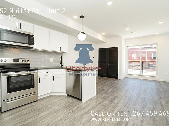 4th image of 252 61st St Unit 2