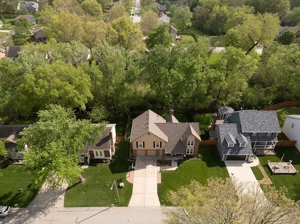 1307 SE 6th St, Lees Summit, MO 64063