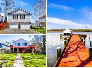 6928 N River Dr, Middle River, MD 21220