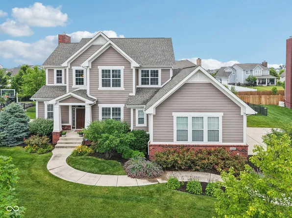 10806 Solis Cir, Fishers, IN 46038