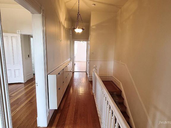 5th image of 1311 Baker St