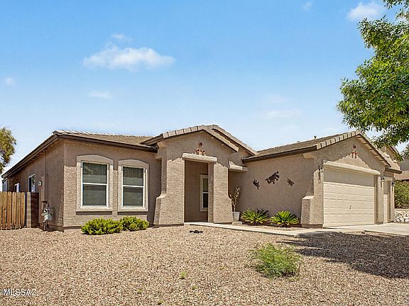 2nd image of 583 E Sterling Canyon Dr
