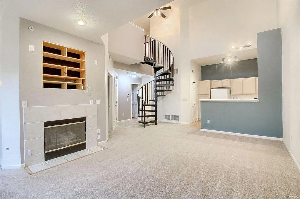 Building Photo - 8707 E Florida Ave #1004