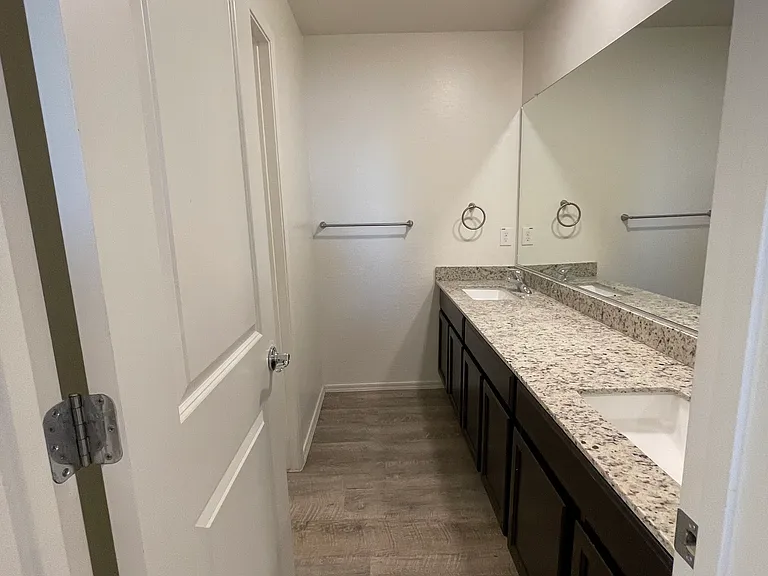 2565 N Agave Ln — Photo 35