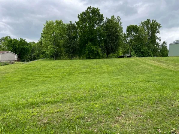 704 Pope Rd, Scottsville, KY 42164