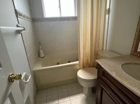 264 Ward Avenue image 10 of 21