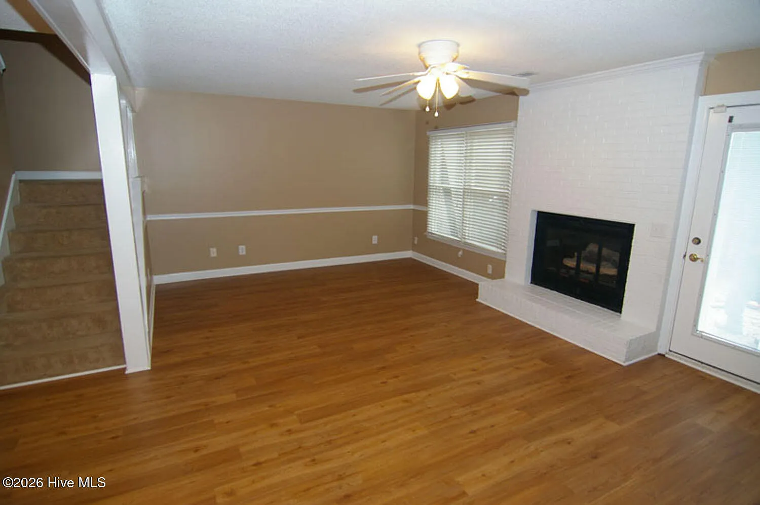Studio, 2.5 bath, $1,500 — Photo 2