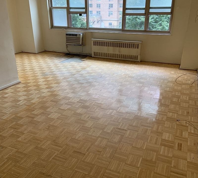 1st image of 2915 W 5th St APT 3H