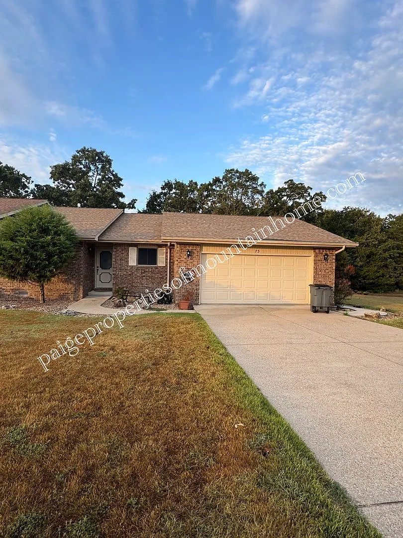 Charming 2-Bed, 2-Bath Home in Midway $1,700/Month — Photo 1
