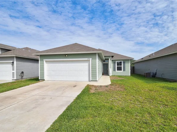 1930 Shellbank Ave, Aransas Pass, TX 78336