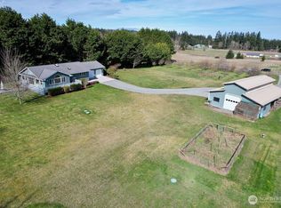 224 Grey Hawk Ln, Sequim, WA 98382