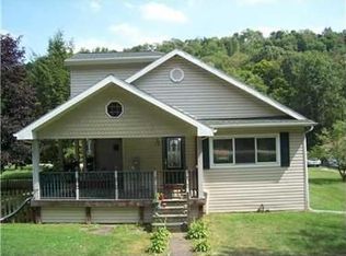 142 Cross Creek Rd, Avella, PA 15312