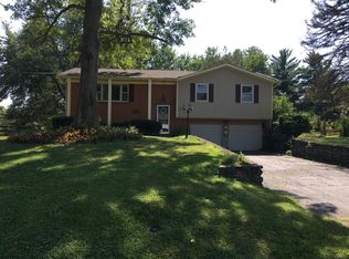 319 Miami Valley Dr, Loveland, OH 45140