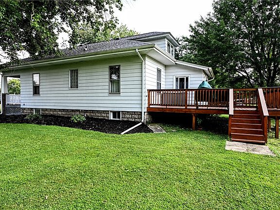 4th image of 312 Athena Dr