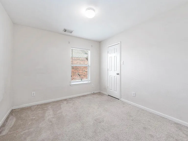7814 Rocky Peak Ln — Photo 4