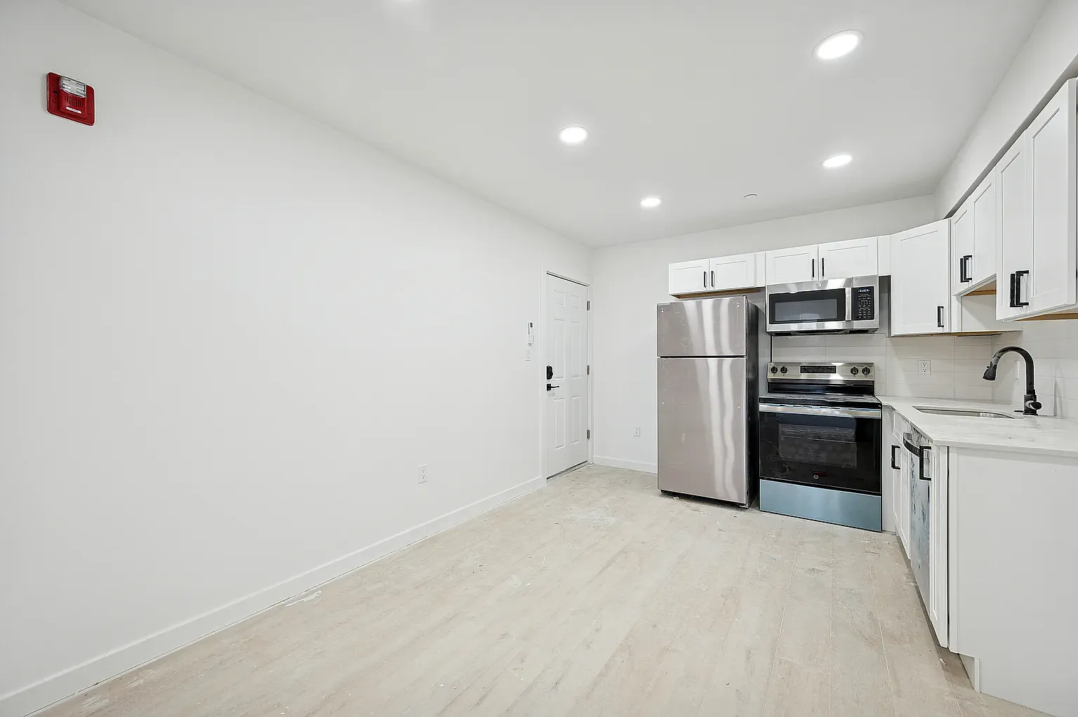 1 bed, $1,375 — Photo 3