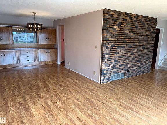 4th image of 4027 74th St NW