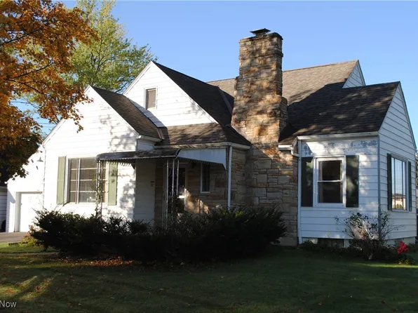 433 N Center St, Lagrange, OH 44050