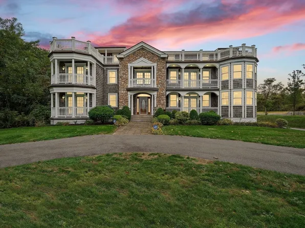 183 Warren Ave, Plymouth, MA 02360