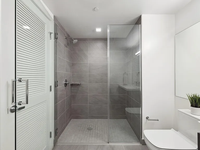 1545 Pine St #601 — Photo 12