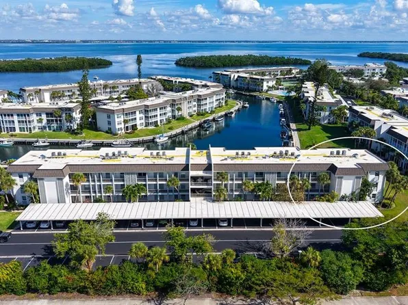 4350 Chatham Dr Unit E208, Longboat Key, FL 34228