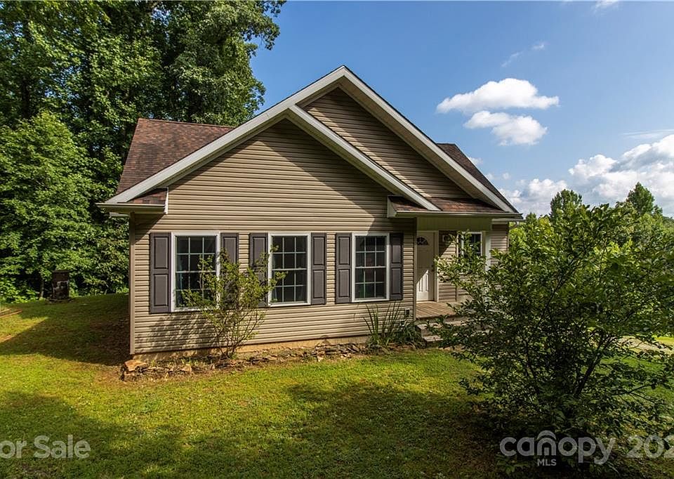 1st image of 142 Lady Slipper Creek Ln