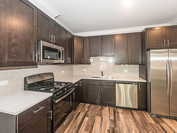 4th image of 4119 S Michigan Ave #1N