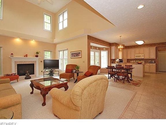 4th image of 10172 Forestwood Ln