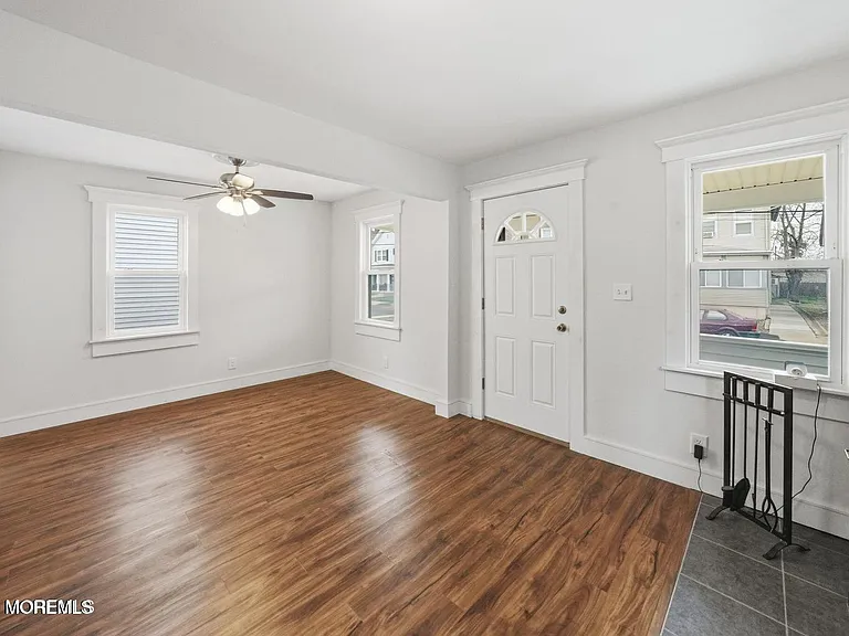 120 2nd St #FRONT HOME — Photo 5