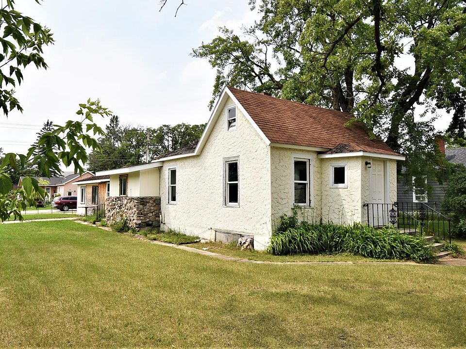 250 4th St S, Greenbush, MN 56726 MLS 6394327 Zillow