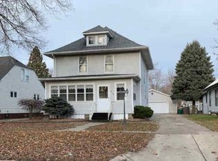 618 W 8th St, Monroe, MI 48161