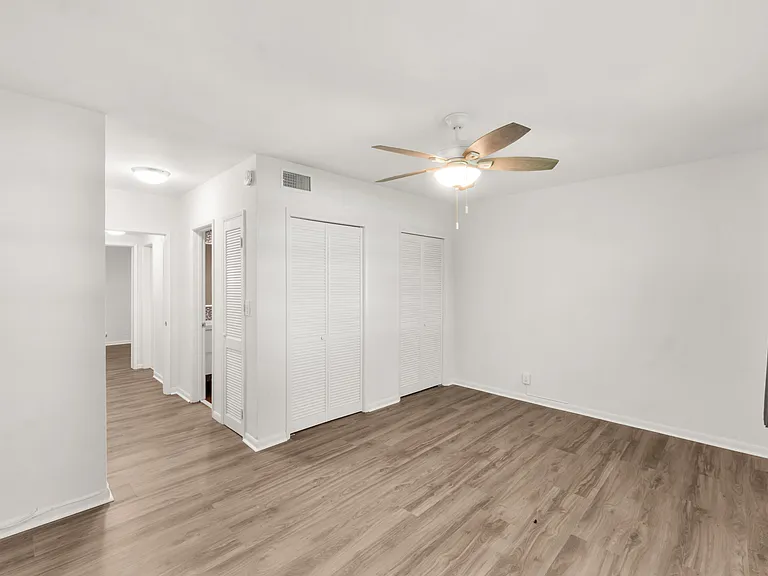 1510 SE 15th St #106 — Photo 7