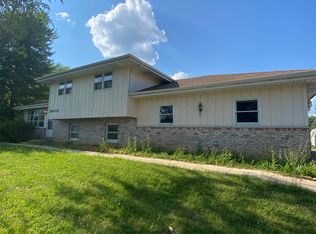 (Undisclosed Address), West Chicago, IL 60185