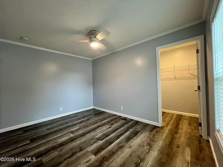 1296 Riverview Dr — Photo 17