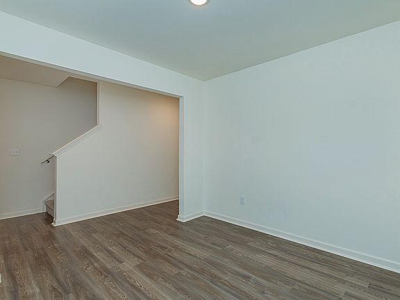 Formal sitting/Flex space