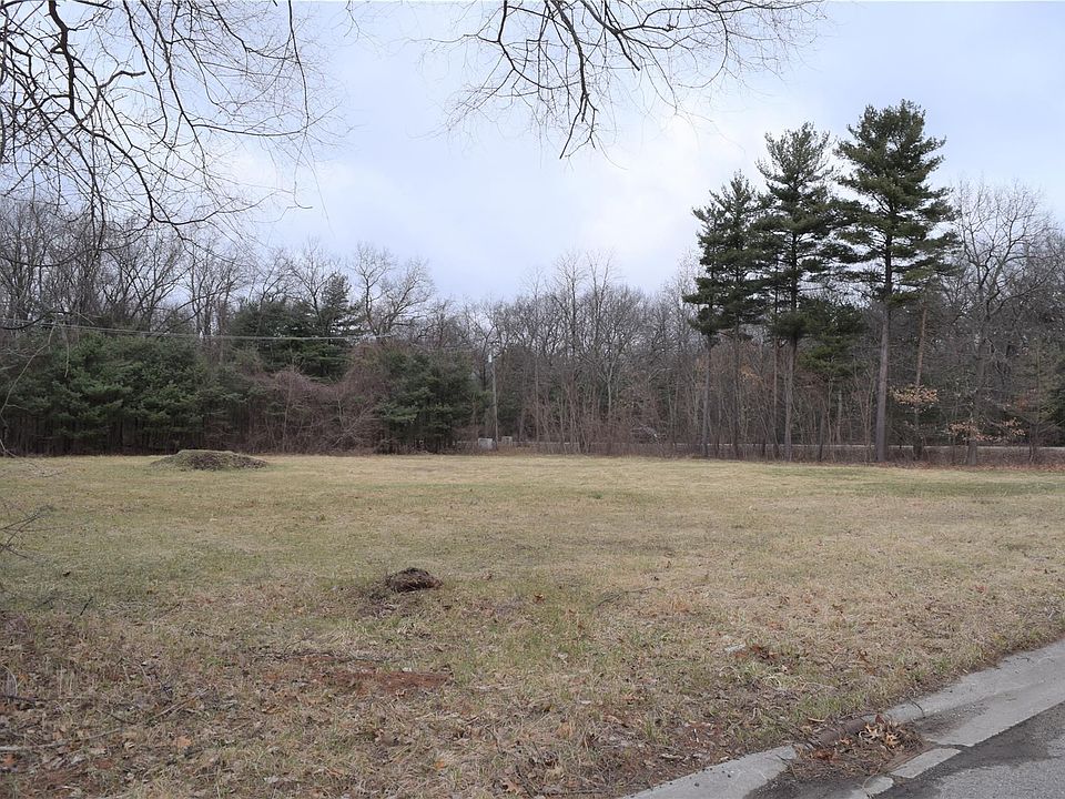 1st image of Vacant Pioneer Dr