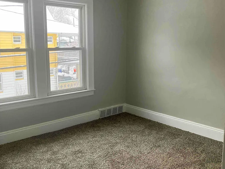 3615 E 146th St #2 — Photo 7