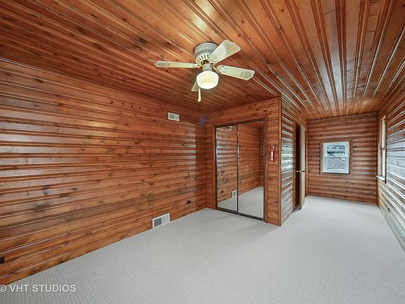 5th image of 5457 N Ludlam Ave