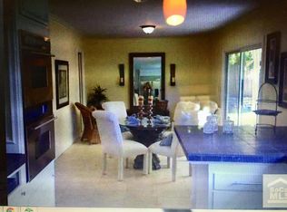 2253 Golden Cir, Newport Beach, CA 92660