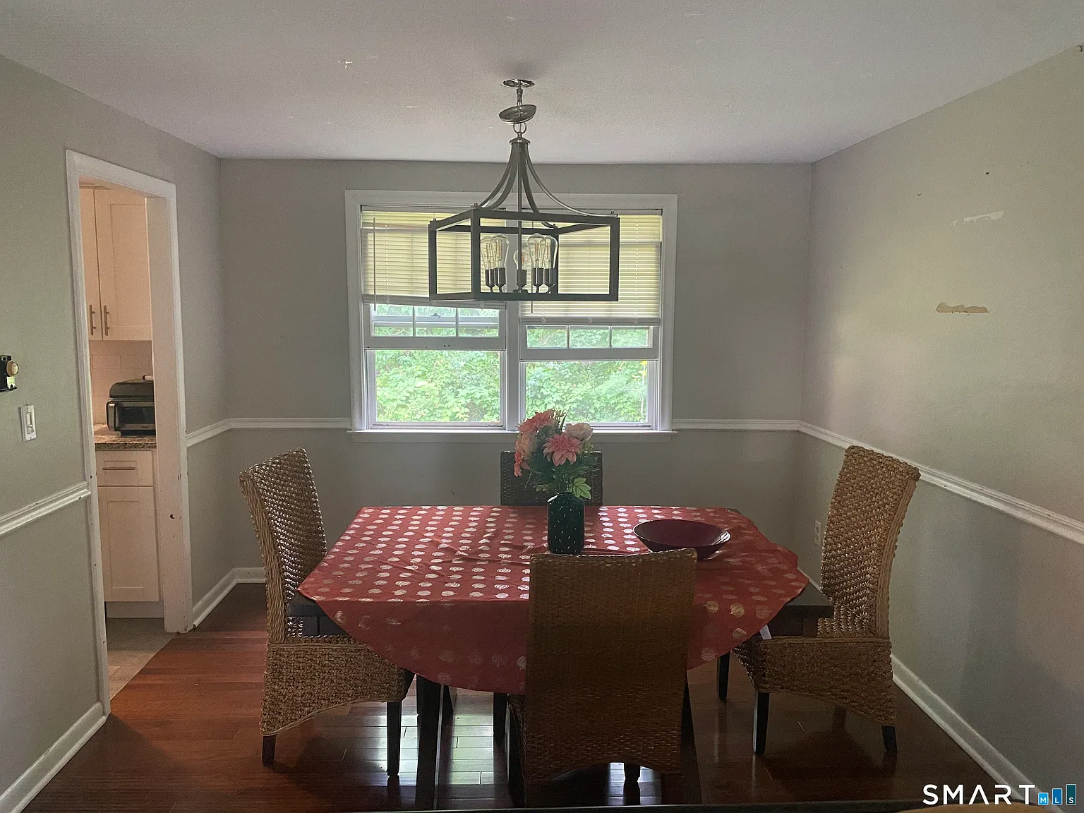 3 bed, 1.5 bath, 1512 sqft, $3,100 — Photo 4