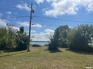 15534 N River Beach Dr, Chillicothe, IL 61523