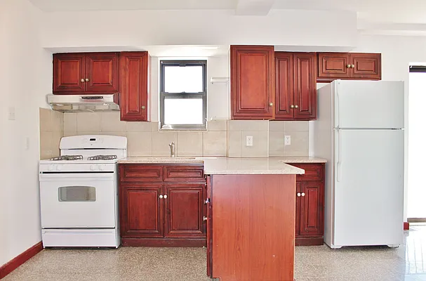 Rented by Azure Realty NY LLC | media 38